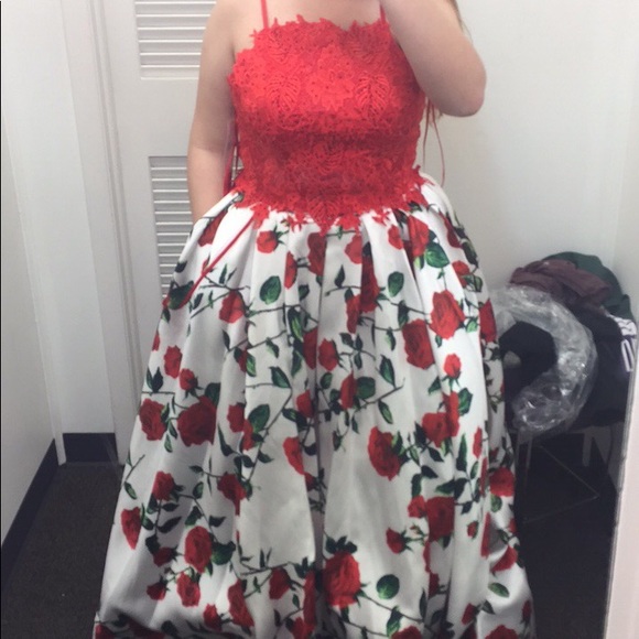 Dresses & Skirts - My Junior prom dress. Floral Red.